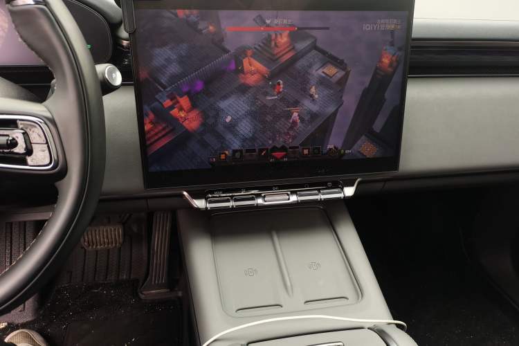 Used Zeekr 7X 2025 100 kWh Long-Range Rear-Wheel Drive with Intelligent Driving Features
