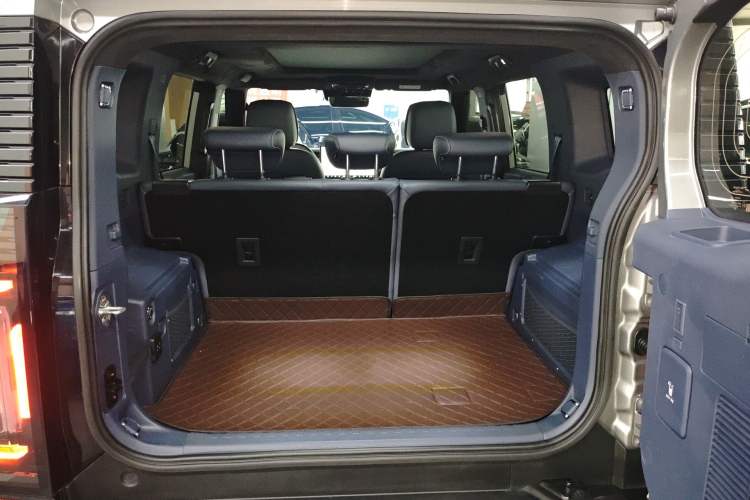 Used JETOUR Shanhai Traveler C-DM 2024 C-DM 208KM Mountain & Wilderness Edition Trunk