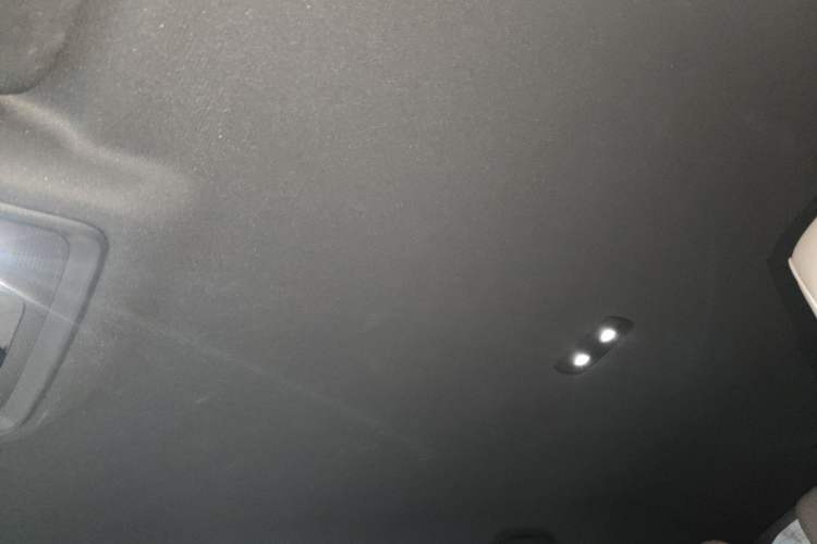 Used BYD Song Pro New Energy 2024 HONOR Edition DM-i 71KM Navigation Model Headliner