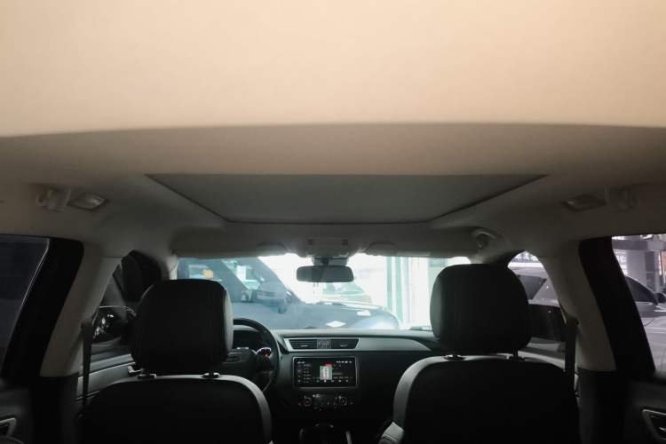 Used Qoros 5 2018 1.6T Automatic Prestige Model
