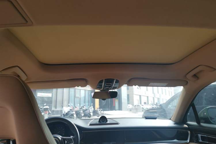 Used Porsche Panamera 2019 Panamera Executive Long Wheelbase 2.9T Headliner