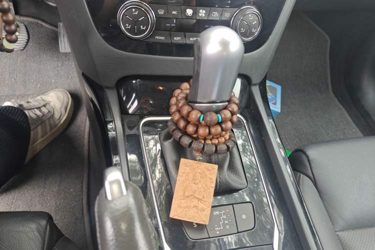 Used Peugeot 508 2011 2.3L Automatic Luxury Edition Gear Lever