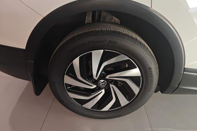 Used Volkswagen Tiguan L 2022 330TSI Automatic Two-Wheel Drive Comfort Edition
