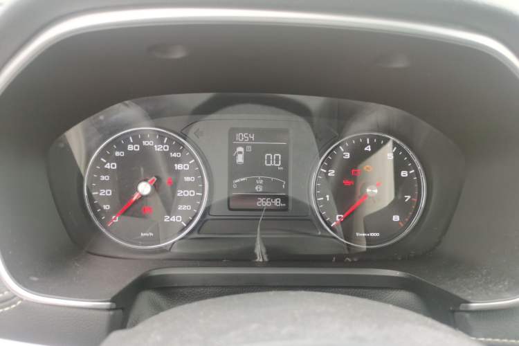 Used Roewe RX5 2020 20T Manual 4G Connect Million Edition
