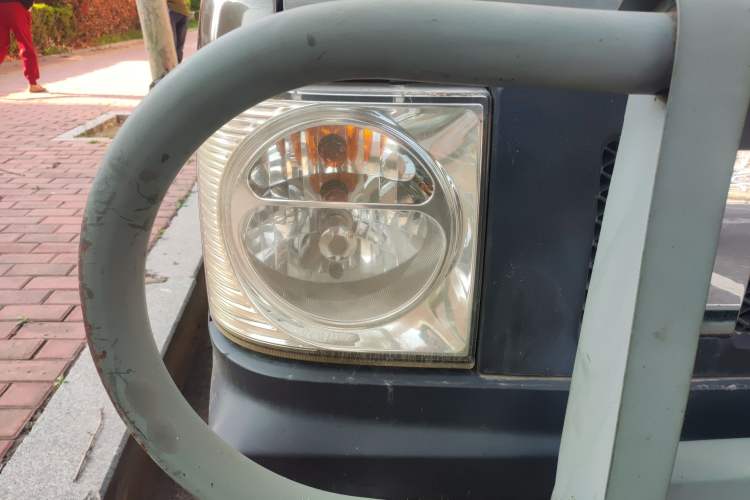 Used Dongfeng Xiaokang V07S 2011 1.0L Base Version AF10-06 Right Front Headlight