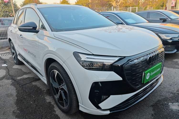 Used Audi Q4 e-tron 2024 50 e-tron quattro Creation Edition Midnight
