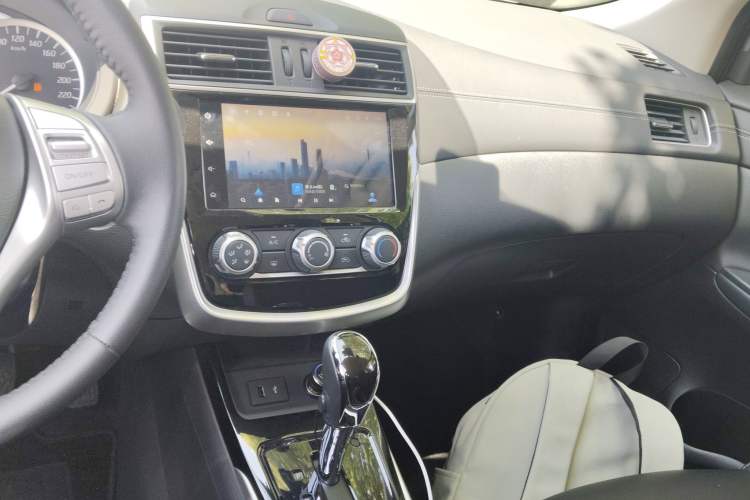 Used Nissan Tiida 2021 1.6L CVT Smart Drive Edition
