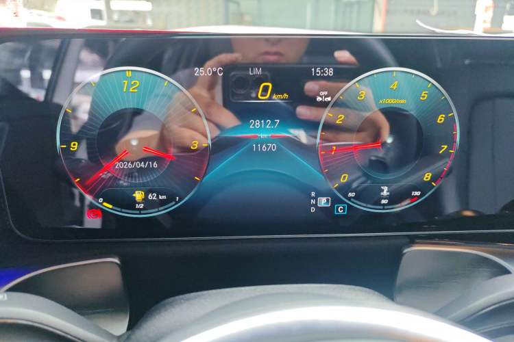 Used Mercedes-Benz GLB 2023 GLB 220 Sport Edition Instrument Cluster