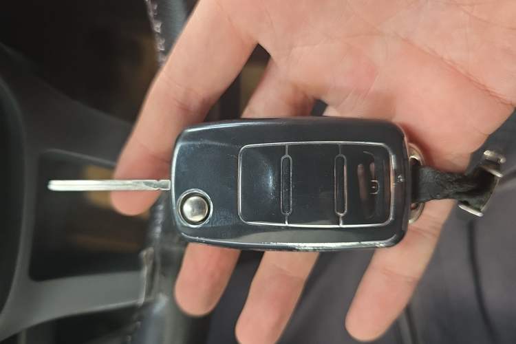 Used Volkswagen Santana 2019 1.5L Automatic Fashion Edition China VI Vehicle Key