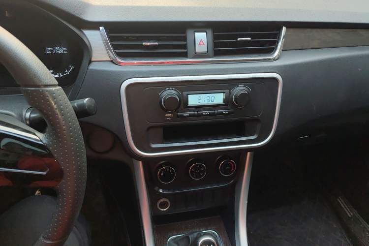 Used BAIC Ruixiang X3 2022 1.5L Manual Base Version 5 Seats