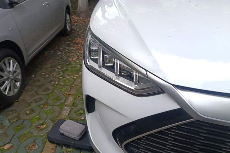 Used BYD Song PLUS New Energy 2021 DM-i 110KM Flagship PLUS Right Front Headlight