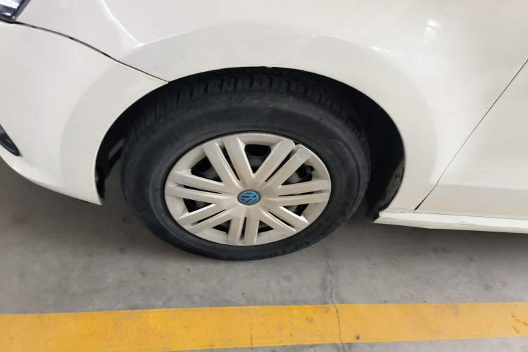 Used Volkswagen Polo 2018 1.5L Automatic Advanced Driving Model Left Front Wheel Hub