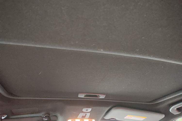 Used Infiniti ESQ 2014 1.6L Spontaneous Edition