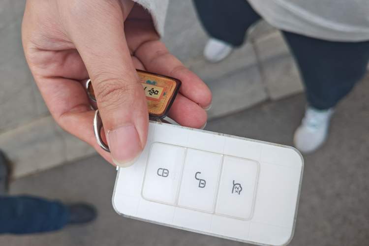 Used BYD Qin Pro New Energy 2018 DM 1.5TI Automatic Smart Connect Elite Model Vehicle Key