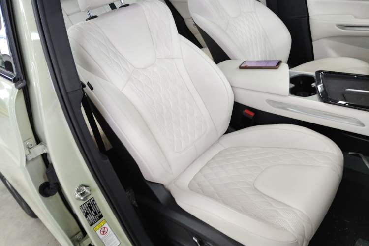 Used Bestune Yueyi 07 2025 150km Heartfelt Edition