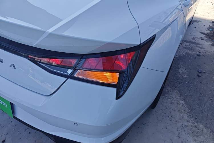 Used Hyundai Elantra 2021 1.5L CVT GLX Elite Edition Right Rear Taillight