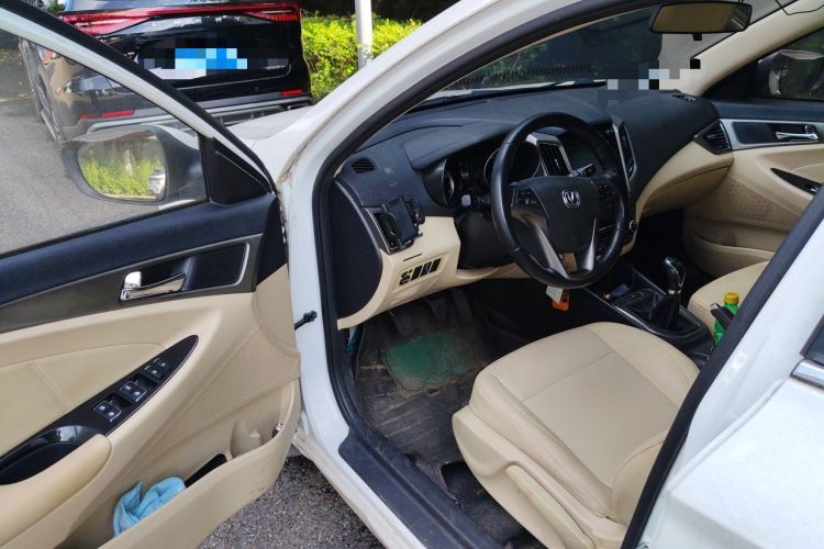 Used CHANGAN Eado 2016 1.6L Manual Fashion Edition