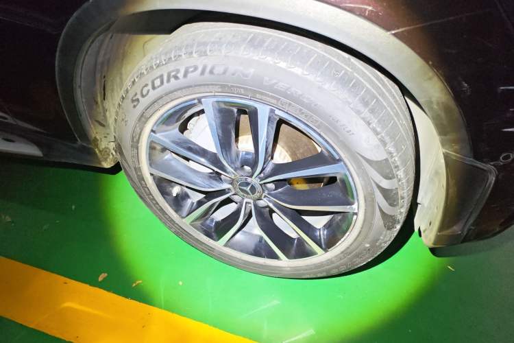 Used Mercedes-Benz GLC 2020 Facelift GLC 300 L 4MATIC Dynamic Edition Right Front Wheel Hub