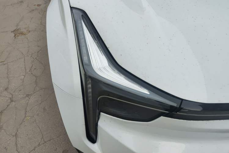 Used NETA U 2022 Zhi400 Pro Ternary Lithium