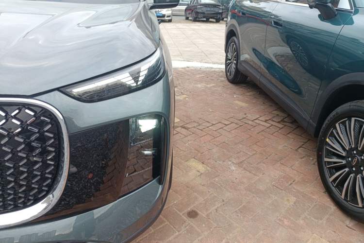 Used Chery Tiggo 8 PLUS C-DM 2025 1.5T 116 km Comfort Version 5 Seats