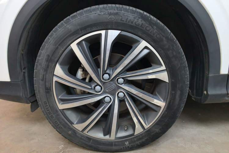 Used Geely Auto Coolray 2019 260T DCT Knight China VI Standard
