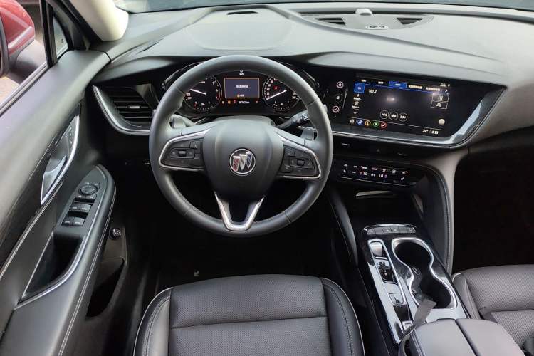 Used Buick Envision 2022 Encore S 652T Two-Wheel-Drive Luxury Model
