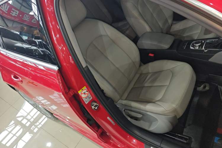 Used Audi A3 2018 30th Anniversary Edition Sportback 35 TFSI Fashion Model