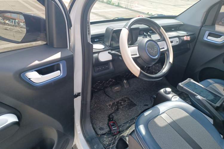 Used Wuling Hongguang MINIEV 2022 GAMEBOY 200km Gaming Edition with Lithium Iron Phosphate Driver Seat