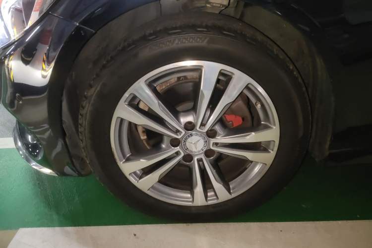 Used Mercedes-Benz C-Class 2017 C 200 L Sport Edition Left Front Wheel Hub