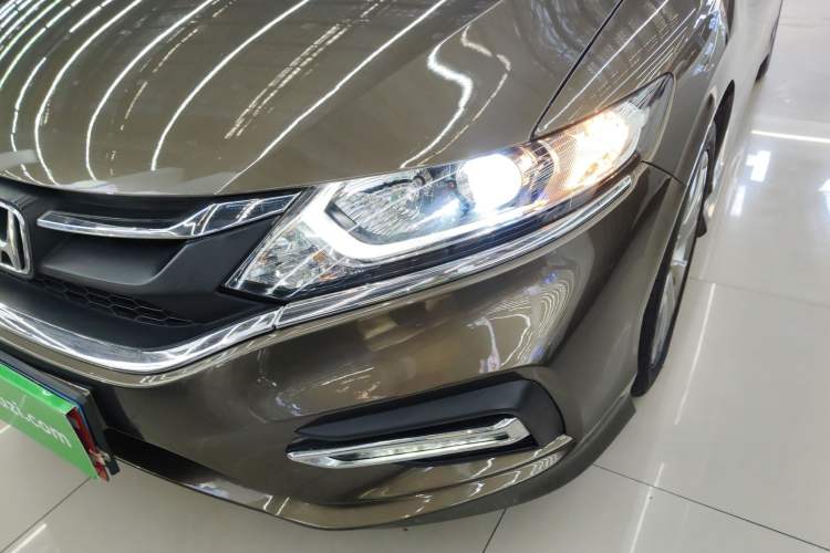 Used Honda Jade 2017 1.8L automatic Comfort version 5 seats