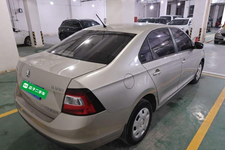 Used Skoda Rapid 2018 1.4L Manual Standard Edition Exterior 5