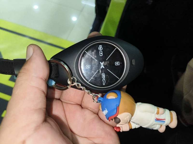 Used XPeng P7 2021 670E Pengyi Edition — 8