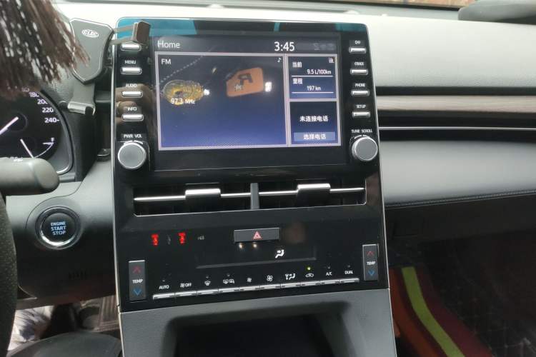 Used Toyota Avalon 2019 2.5L Ambition Version China VI Standard Audio And AC Panel