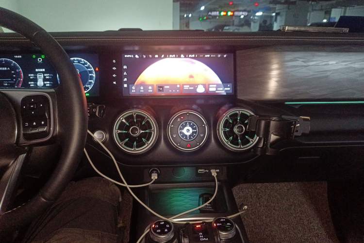 Used Tank 300 2021 Off-Road Edition 2.0T Conqueror Audio And AC Panel