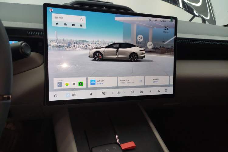 Used Lynk & Co Z10 2025 95 kWh 702 km All-Wheel Drive Intelligent Driving Ultra