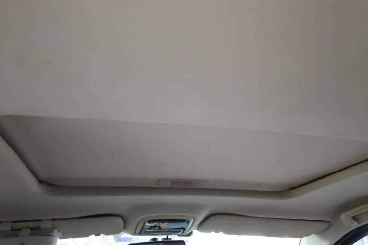 Used Huasong 7 2015 2.0T Automatic Luxury Model Headliner