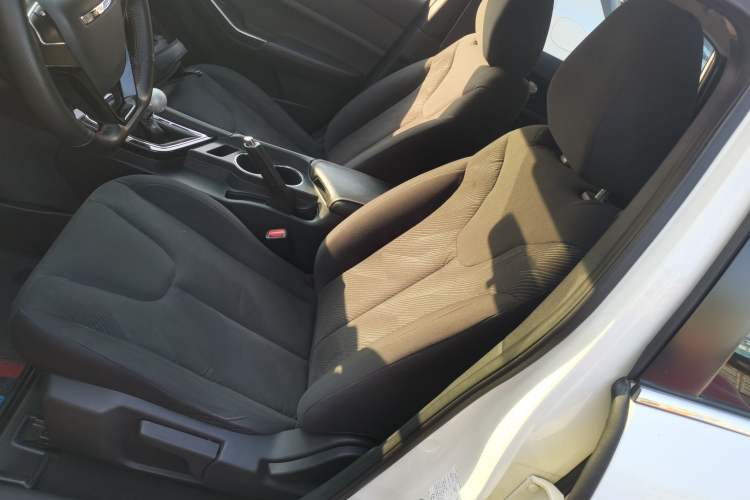 Used Venucia D60 2021 1.6L Entry Manual Comfort Edition
