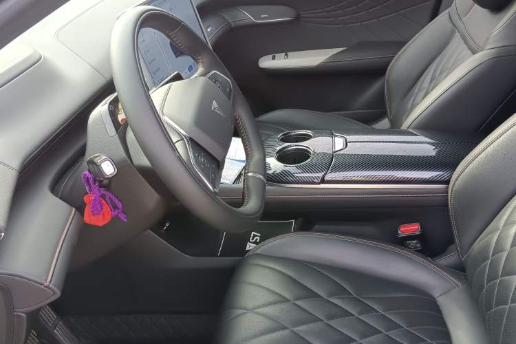 Used Deepal S07 2023 200Max Range-Extended Version
