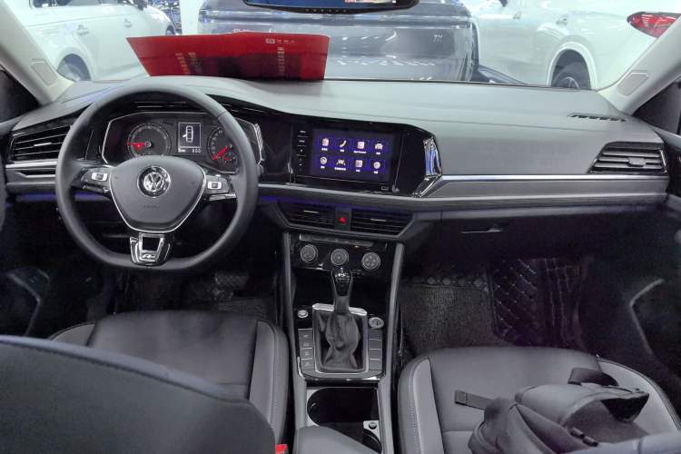 Used Volkswagen Sagitar 2020 280TSI DSG Comfort Version China VI Standard Center Console