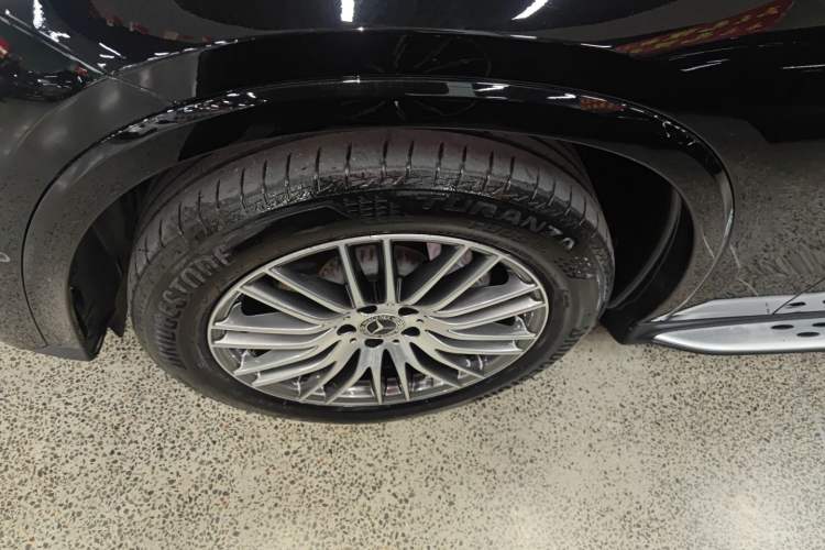 Used Mercedes-Benz GLC 2024 GLC 300 L 4MATIC Dynamic Edition 5-seater
