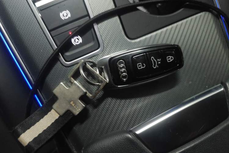 Used Audi A6 2023 Avant Futurist 45 TFSI Prestige Dynamic Edition Vehicle Key