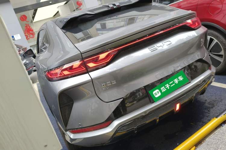 Used BYD Song L EV 2025 Intelligent Driving Version 662 km LiDAR Excellence Edition
