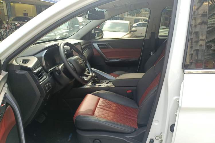 Used FORTHING T5L 2020 1.5T Automatic Luxury 7-Seater China VI Standard
