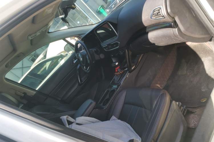 Used GAC Trumpchi GS4 2018 235T Automatic Two-Wheel Drive Elite Millionth Anniversary Edition
