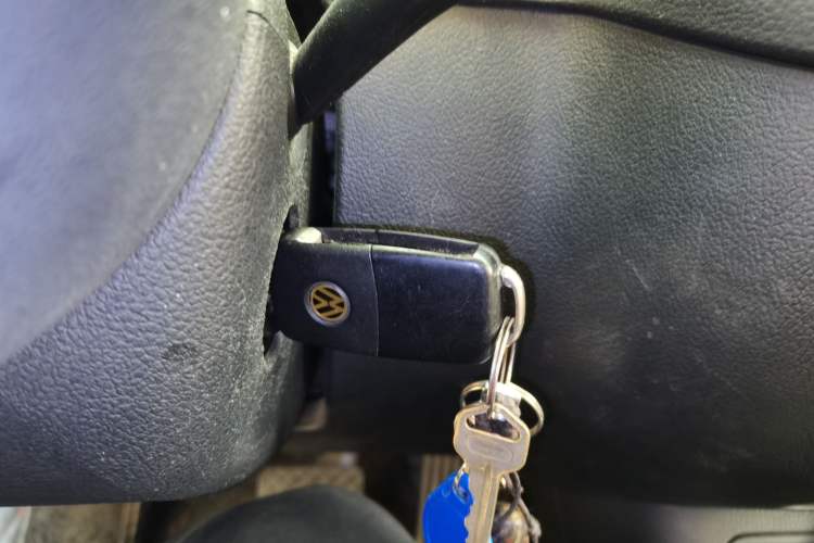 Used Volkswagen Tiguan 2016 280TSI Automatic Two-Wheel Drive Silk Road Comfort Edition Vehicle Key