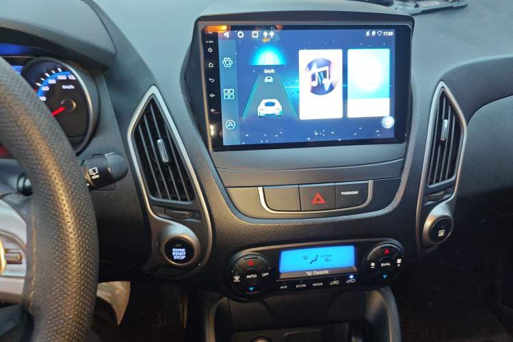 Used Hyundai ix35 2015 2.0L Automatic 2WD Smart Version China V Standard