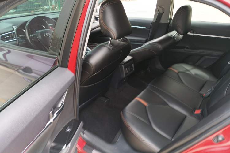 Used Toyota Camry 2019 2.0S FENGSHANG Version China VI Standard Left Rear Seat