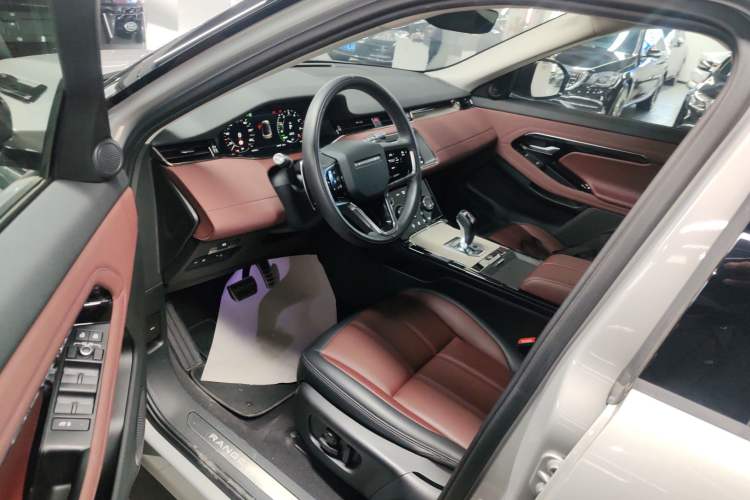 Used Land Rover Range Rover Evoque New Energy 2022 Aurora L P300e Plug-in Hybrid Electric Version