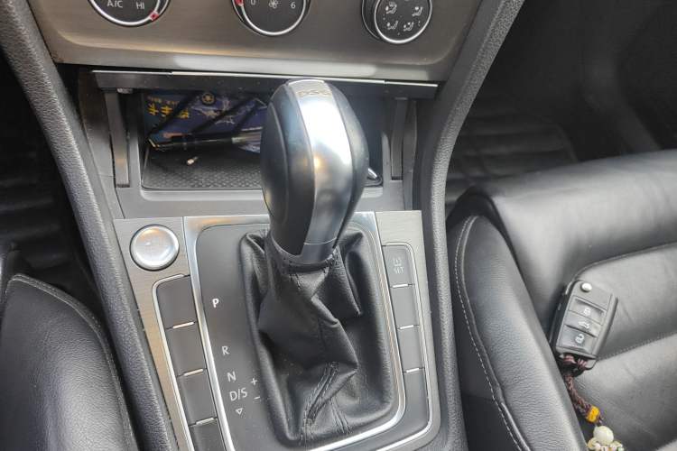 Used Volkswagen Golf 2014 1.4TSI Automatic Luxury Model