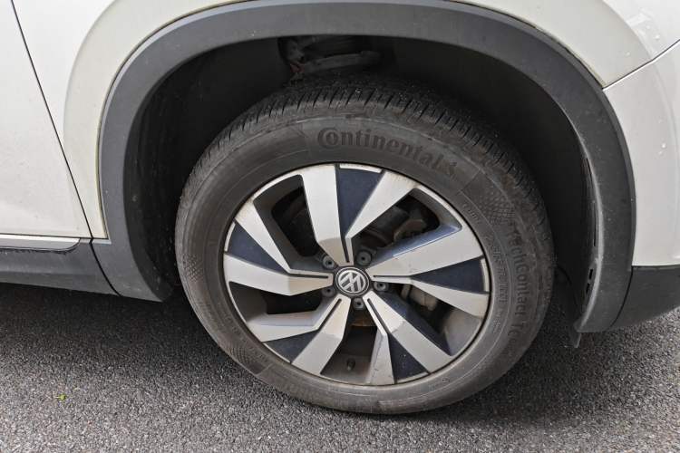 Used Volkswagen Tayron 2019 330TSI Four-Wheel Drive Luxury Version China V Standard Right Front Wheel Hub